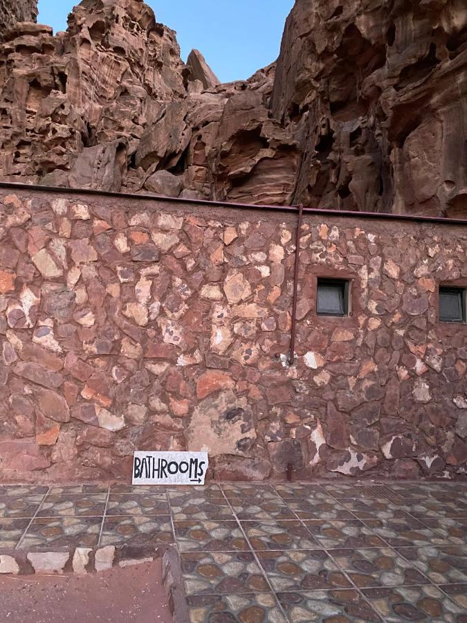 Wadirum Momoo Wadi Rum Exterior photo